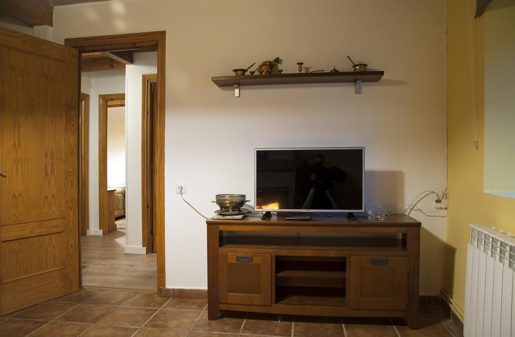 Casa Rural La Vereilla Barajas de Gredos ภายนอก รูปภาพ