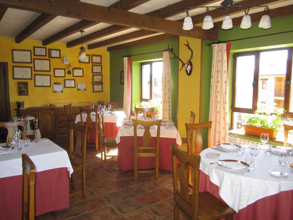 Casa Rural La Vereilla Barajas de Gredos ภายนอก รูปภาพ
